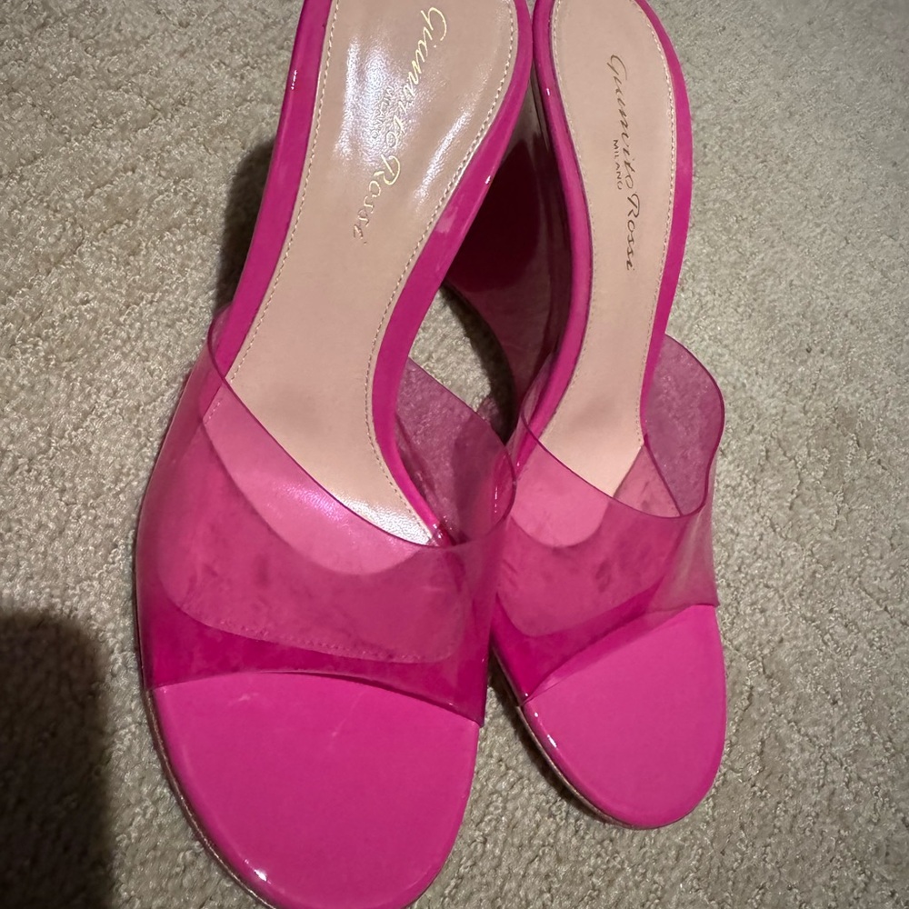 Gianvito Rossi Pink Heels Sleek Design